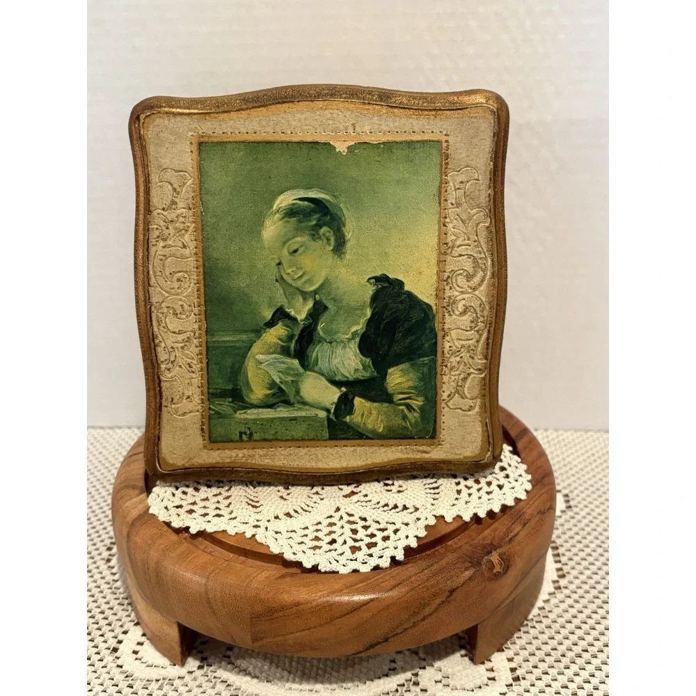 Vintage Decorative Wooden Portrait Keepsake Box, Gold Red, Hinged Lid, Trinket.
